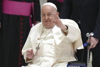 Le pape François sortira de l'hôpital dimanche après y avoir passé cinq semaines