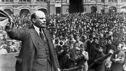 Lenin Ve Devrimcilik Üzerine