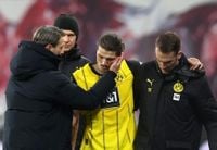 Huge boost for Barcelona as Borussia Dortmund lose key midfielder for both legs due to injury