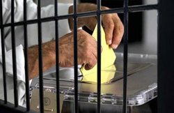 Tutuklu vatandaşların oy kullanması doğru mu? Yasaklanması gereken durumlar var mı?