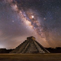  Milky Way over Pyramid of the Feathered Serpent 