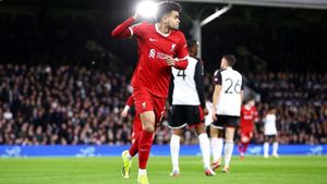 Liverpool Crushes Tottenham To Reach League Cup Final