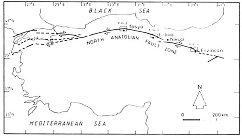 Daha geniş bir fay hattı segmanları haritası...