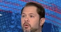 Gallego Calls Hegseth a 'Laughing Stock'