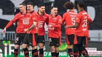 Stade Rennes survive double-touch penalty scare to beat 10-man Nantes | TSN
