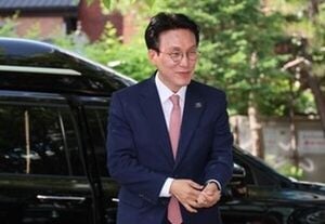 Korean Prime Minister Nominee Faces Intense Asset Controversy