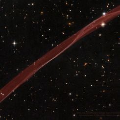 SN 1006: Hubble'dan Bir Süpernova Kurdelesi