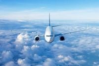 The FAA’s 40-year staffing hangover from Reagan’s mass firings just got worse