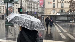 France Braces For Snow, Ice, And Flooding Warnings