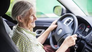 UK Mandates Eye Tests For Drivers Over Seventy
