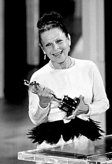 Ruth Gordon