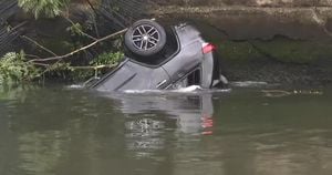 Tragedy Strikes As Vehicle Plunges Into Schuylkill River