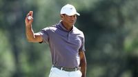 Woods makes it official, announces relationship with Vanessa Trump