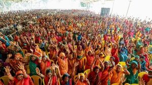 Record Turnout Sets Stage For Fierce Bihar Election Finale