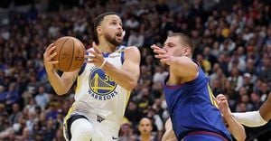 Nuggets Without Jokic And Murray Face Warriors' Winning Streak