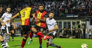 Brian Graham Scores 100th Goal As Thistle Triumph
