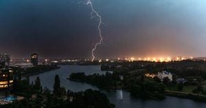 Severe Thunderstorms Expected Across France This Weekend