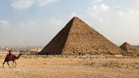 Pyramids Or Ancient Power Grids? Radar Scans Reveal Massive Underground Structures In Egypt's Giza - News18