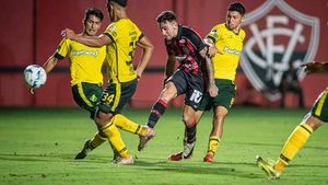 Vitória And Defensa Y Justicia Battle To 1-1 Draw