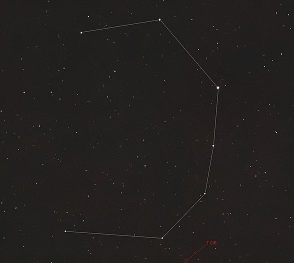 Kuzey Tacı takımyıldızı ve T CrB. 18-55 mm kit lens kullanılarak çekildi.