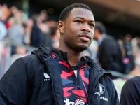 Aston Villa sign Redmond, Palace eye Championship duo