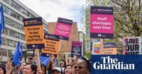 Nurses in England, Wales and Northern Ireland overwhelmingly reject 3.6% pay rise
