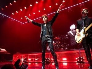 American Hi-Fi And The Kooks Announce 2026 Comebacks