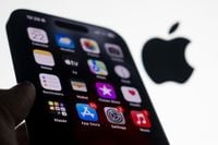 Apple iOS 18.3.2 iPhone Warning: Latest Update Causing Problems