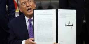 Trump Executive Order Sparks AI Regulation Showdown
