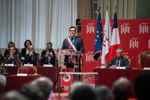 Arnaud Deslandes Elected New Mayor Of Lille After Aubry's Resignation