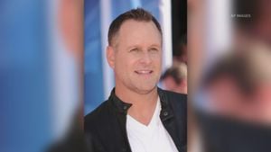 Dave Coulier Brings Laughter To Cancer Battle