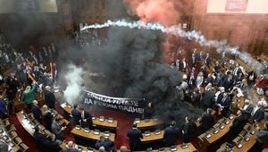 Serbian Parliament Erupts Into Chaos Amid Protests