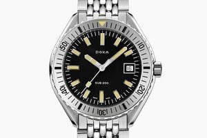 Doxa Unveils Polished Steel Bezel Variant Of SUB 200