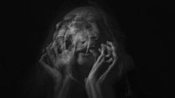 Delilikle Normallik Arasındaki İnce Çizgi