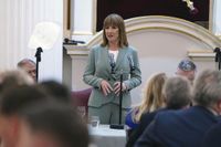 UK growth slows in second quarter but comes in higher than expected