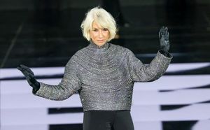 Stella McCartney Blends Music Fashion And Star Power In Paris