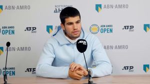 Alcaraz Chases First Indoor Title At ABN AMRO Open