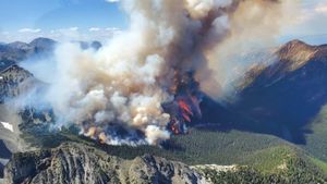 Wildfires Rage Across The U.S. Amid Record Dry Conditions