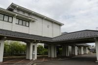 弥彦村が公用車6台のＮＨＫ受信料未払い、テレビ受信できるカーナビ搭載