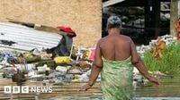 Tuvalu: One in three citizens apply for climate change visa