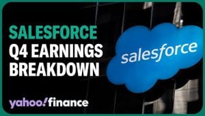 Salesforce Exceeds Q4 Earnings Expectations Amidst Mixed Guidance