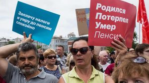 Russian Citizens To Withdraw Pension Funds Starting 2025