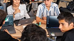 Genç Yaşta Mühendislikte Başarı: Raul'un Yolculuğu