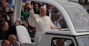 Pope Leo Shifts Vatican Banking Power With New Decree