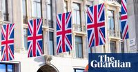 Pubs in England and Wales allowed to stay open later for VE Day anniversary