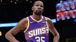 Mavericks Eye Kevin Durant Amid Trade Rumors