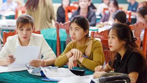 Vietnamese Language Gains Ground Worldwide Through Dedicated Educators