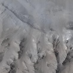 Mars: Bir Kanyonun Kıyısı