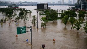 South Korea Faces Heavy Rainfall Impacting Transportation