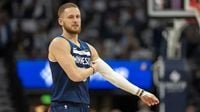 Why didn't the Warriors keep Donte DiVincenzo? Explaining sharpshooter's decision to leave Golden State in free agency | Sporting News